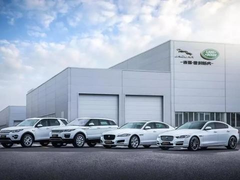 这款车与奥迪A4L同样尺寸，要比奥迪更要便宜，不到30万，你买吗