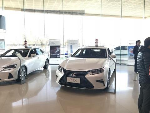雷克萨斯ES200到底是不是小马拉大车?！