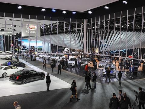 它俩代表美系干掉了奔驰和本田，冠道卖不过它，另一台则拿了冠军