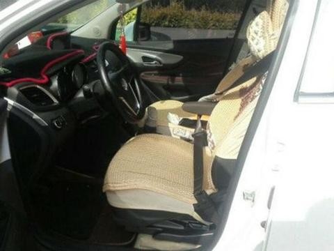 落地价15万, 现在只需8万6, 每次开回小区, 保安叔叔知道是我回来