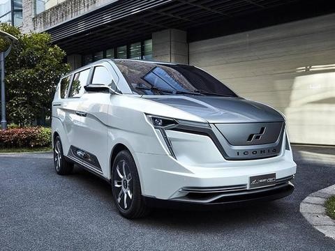 国产终于有豪华MPV了! 没上市就被阿联酋订走1万台, 埃尔法要凉了