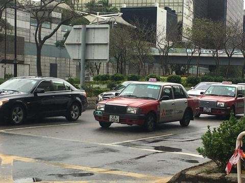 国内唯一不排斥日系车的城市，30年的皇冠随处可见