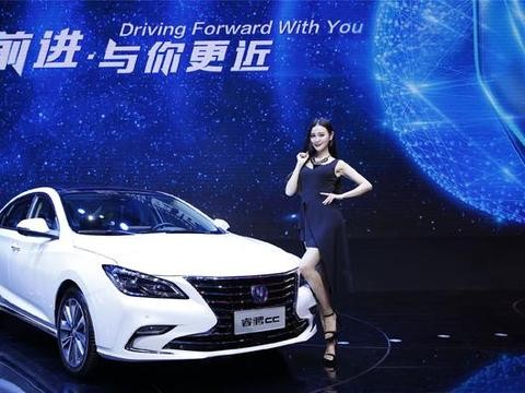 长安睿骋CC即将上市，搭1.5T或售10万起，你还买啥大众迈腾