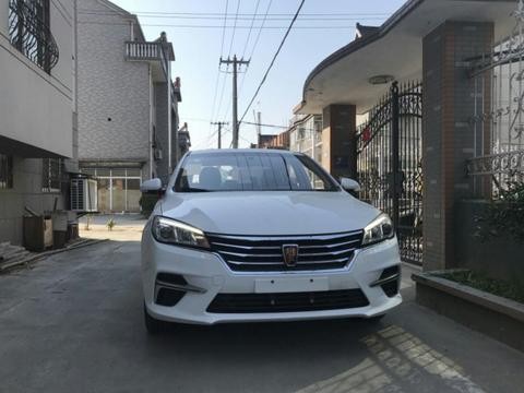 小姨子刚去订了本田飞度，见我提了这车回来，果断就去退了