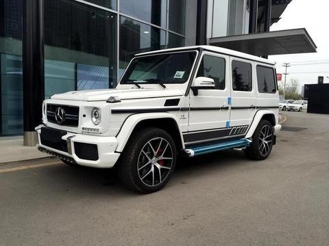 它狂野的外观和强悍的性能对于男人们来说有着无法抗拒的吸引力