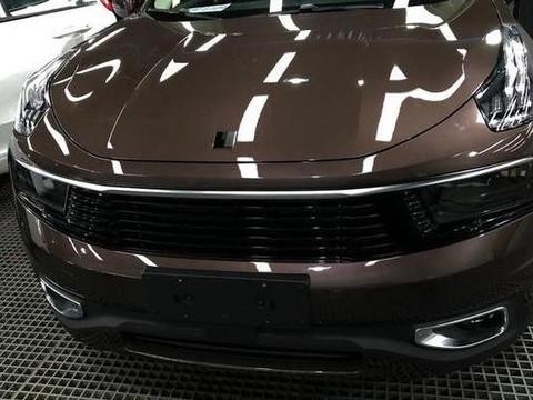 朋友提VV5s，故意将领克01停旁边，朋友最后的话让其住嘴