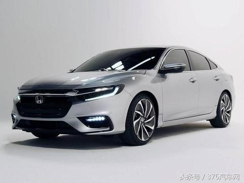 十代雅阁没它亮眼！1.5T+双电机油耗2.8L只要20万！！