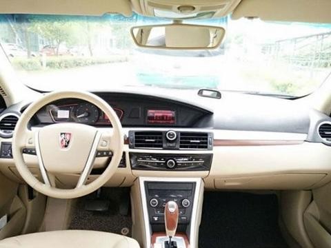 刚结婚花3万8买这辆车送老婆上下班, 媳妇说: 男人应该对女人好!