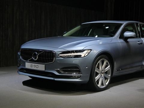 吉利再出新车，内饰感人，性能不输哈弗H6，售价很亲民