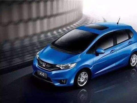 想要油耗低？这三款车任你选，一款比一款低