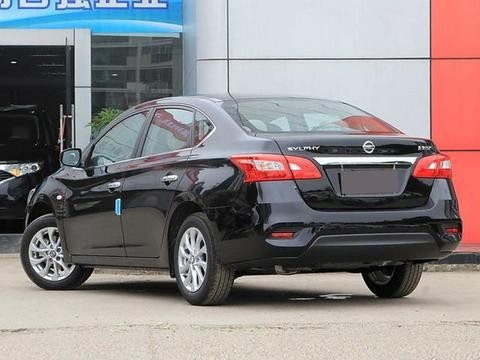 日产轩逸一个月卖出去50885, 新款11.9-15.9万, 有面子更有里子