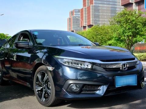 听朋友话提了这辆最受欢迎的车型, 动力强劲空间给力, 油耗却令人头疼!