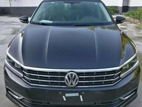 花21.5万买辆帕萨特, 打开后备箱被朋友笑话, 车主却付之一笑