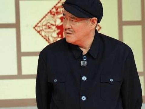 看完赵本山的路虎，才明白什么叫真正的路虎，什么叫真正的男人！