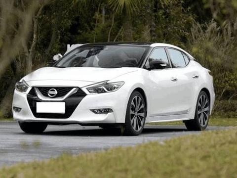 这款B级车上市两年未改款，设计超前却定位尴尬，年销量仅千台！