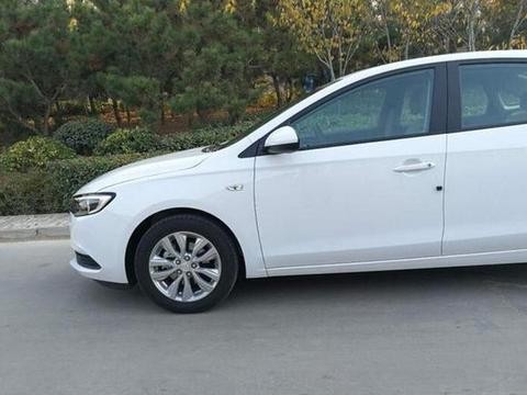 为这车放弃了卡罗拉，朋友全在说我傻，家人却直夸这车很不错