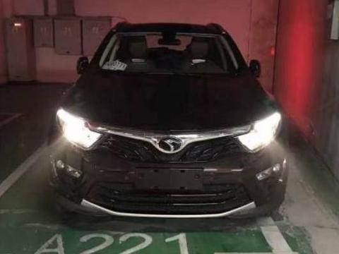 逼格比VV7还高放弃H6, 邻居以为是几十万豪车, 过年相亲就靠它!