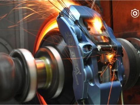 修车老师傅告诉你：车子出现这几种状况，刹车系统出问题了！