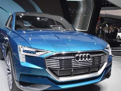 奥迪全新Q6跨界SUV，外形炫丽比奔驰GLC还美，内饰不输卡宴
