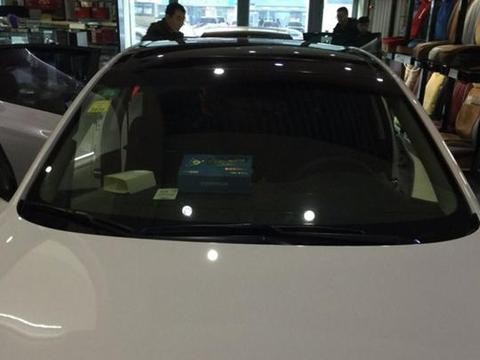 国家购置优惠取消了却依然得到了补贴，这可乐坏了郑州小伙