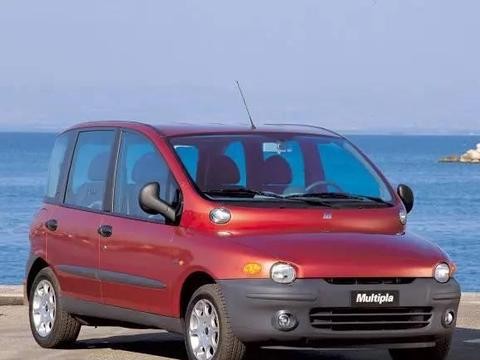 脑残设计师的杰作，怎么会有这么丑的车呀？！