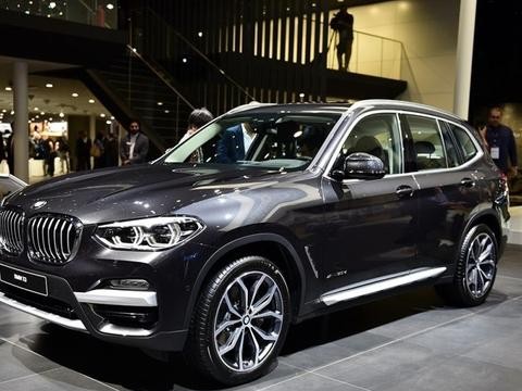 2018款宝马X3终于上市，搭载六缸涡轮发动机，体型更大一圈