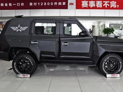被战狼3选中的车，外形比BJ40更加霸气，全车防弹，说不定会大火