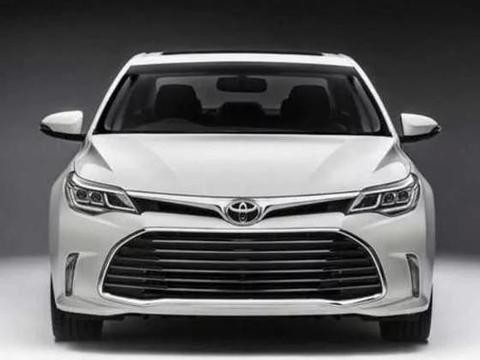 丰田爆发全新车系，买凯美瑞不如买它，全新亚洲龙运动外观靓丽