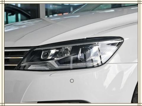 大众宽体车,比思域漂亮,油耗5.4标配ESP,12万起买啥朗逸卡罗拉