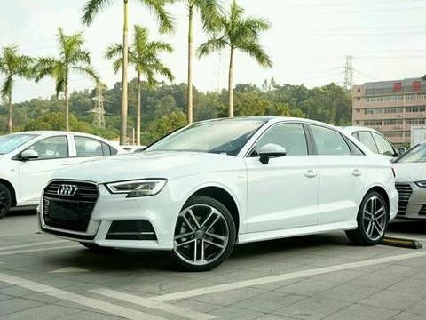 16万也能买豪华运动轿跑！光看车标就比迈腾高级十倍！