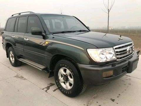 8万买下一辆部队退役的丰田陆地巡洋舰, 车主: 比普拉多霸气