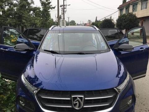 十有八九都推荐我买福特, 提了这台车, 却说这车才是“猛禽”