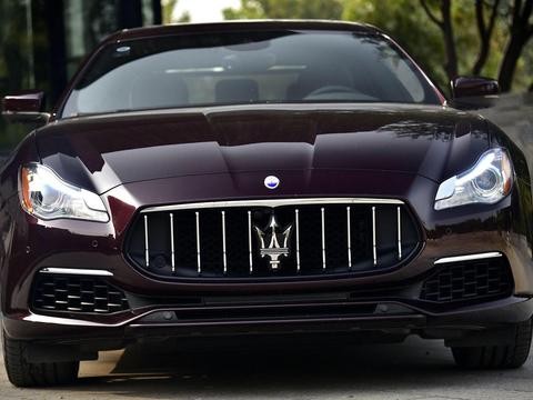 给你二百万！玛莎总裁和保时捷帕拉梅拉选哪个？哪个更拉风？