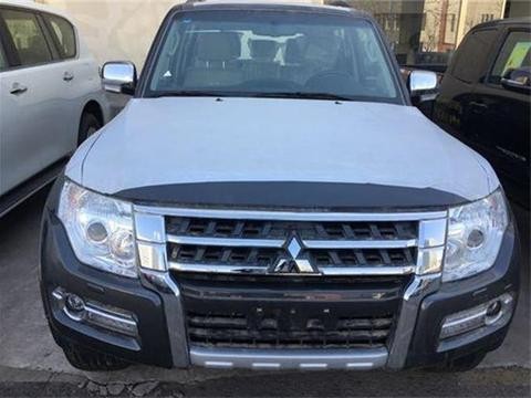 17款三菱帕杰罗V97中东版，天津港年末不涨反降优惠2万售全国