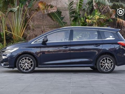 一台MPV救了一个品牌！30天卖出15606台，8万元如今已供不应求