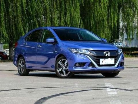 小思域，比轩逸漂亮十倍，配CVT变速箱，仅8万起还买啥飞度！