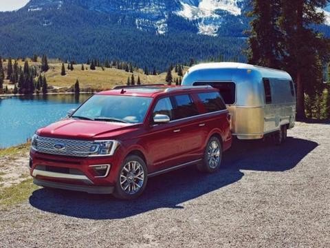 美系全尺寸SUV，自带双人床，开路上比路虎还霸气