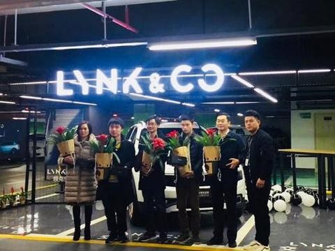 领克01销售火爆，提车都是一批一批，长城WEY怎么比