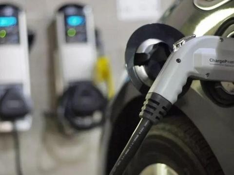 每日车圈头条 | 全球电动车投资达900亿美元 绝大部分瞄准中国市场