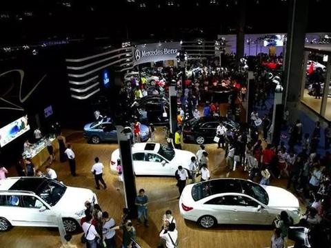 自主品牌正式雄起！吉利汽车公布2018年销量目标