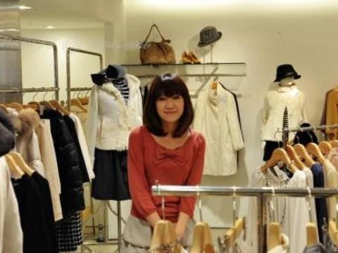 服装店的监控告诉你一切