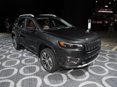 Jeep全新SUV或今年国产上市 配全景天窗和四驱，搭载2.0T发动机