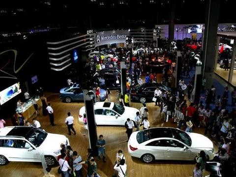 2018年销量目标要超越一汽大众！吉利到底有何底气？