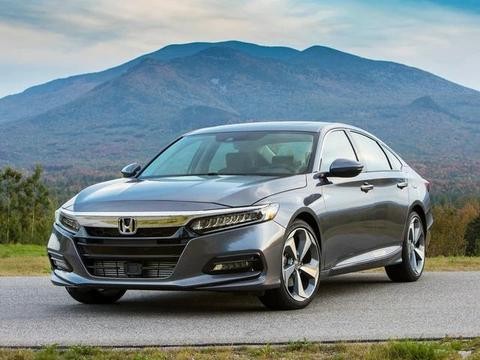 本田2.0T+10AT最终还是来到了中国，并且想用它干掉BBA