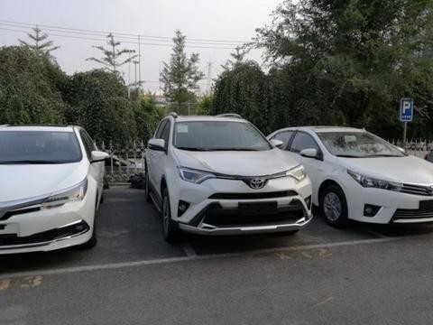 放弃宝马和奔驰，父母帮我选了这辆车，懂车的朋友都说我买对了！