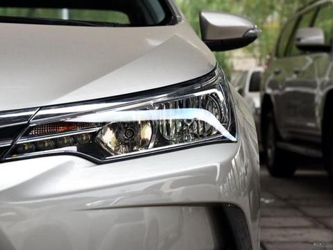 不加价的丰田车油耗4.2，销量全球第一，9万起不等思域，放弃朗逸