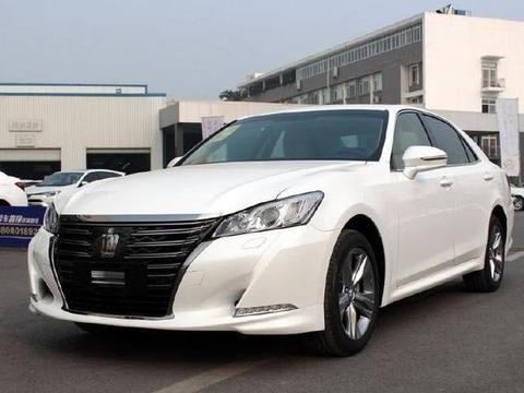 车长5米，2.0T+8AT油耗7L，从32万跌至23万，那还买啥奥迪A6L