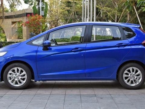 10万无ESP配鼓刹, 可上市16年却卖出500万辆, 只因品质好?