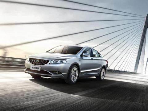 奥迪A4L太OUT了, 现在年轻人都买这款车, 比奥迪A4L拉风多了!