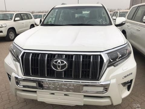 18款丰田普拉多4000中东版 港口现车最新改装细节曝光